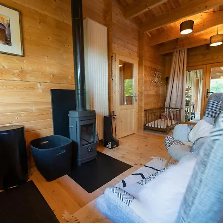 Le De Limbre بيت للعطل